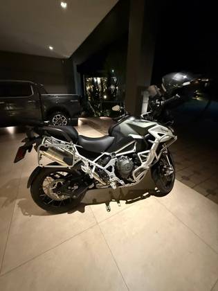 TRIUMPH TIGER 1200 RALLY EXPLORER 